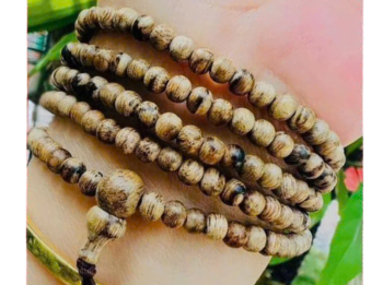 TRANG SỨC TRẦM HƯƠNG CAO CẤP