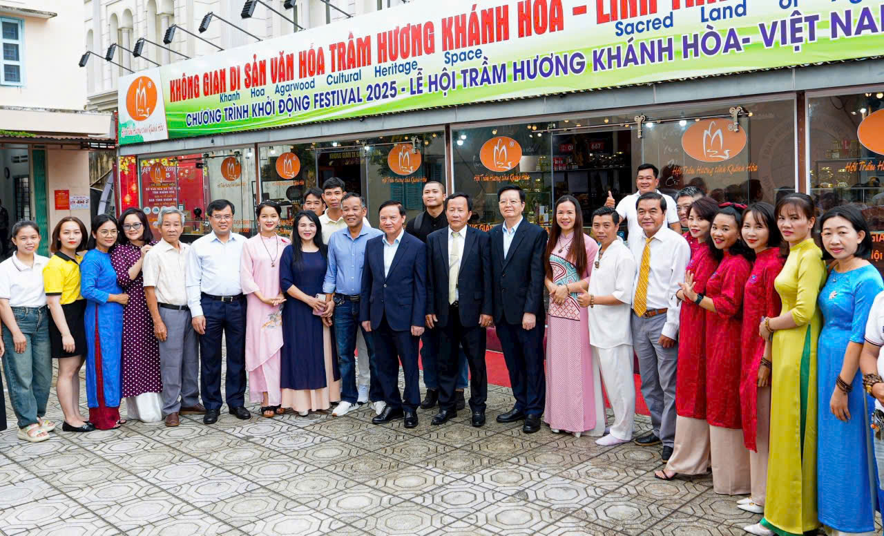 Không gian Di sản văn hóa Trầm hương Khánh Hòa vinh dự đón tiếp Lãnh đạo cấp cao Đảng và Nhà nước.